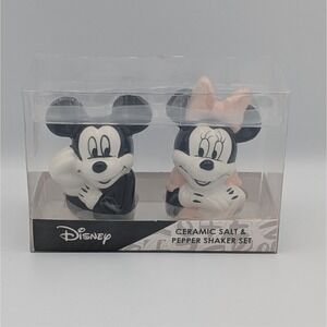 NIB Disney Mickey Mouse & Minnie Pink/Black Ceramic Salt & Pepper Shakers Set